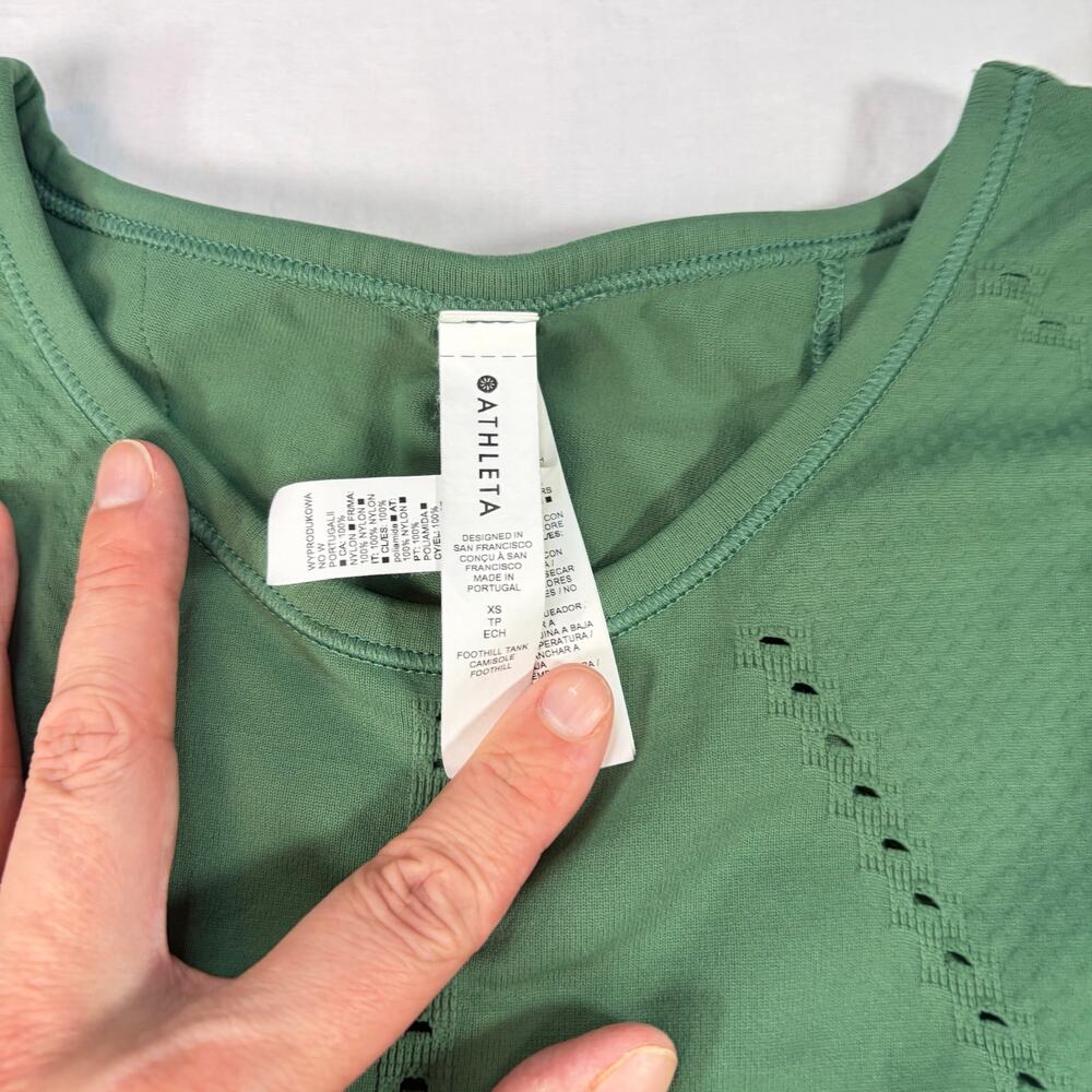 Athleta womens green Foothill tank top, pointelle details. Split back. Size XS - Picture 6 of 7